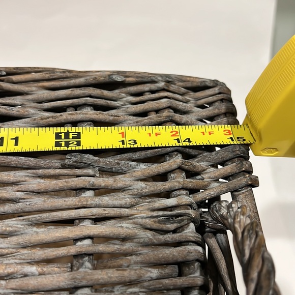 Basket Cloth Liner Handles and Lid - Picture 9 of 12